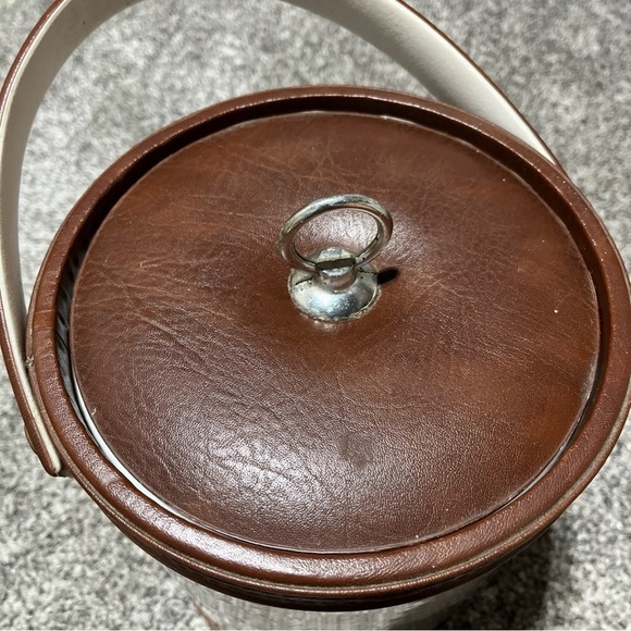 Vintage Pheasant Ice Bucket  With Lid - Faux Leather wildlife hunting bar  Note! - Picture 7 of 12